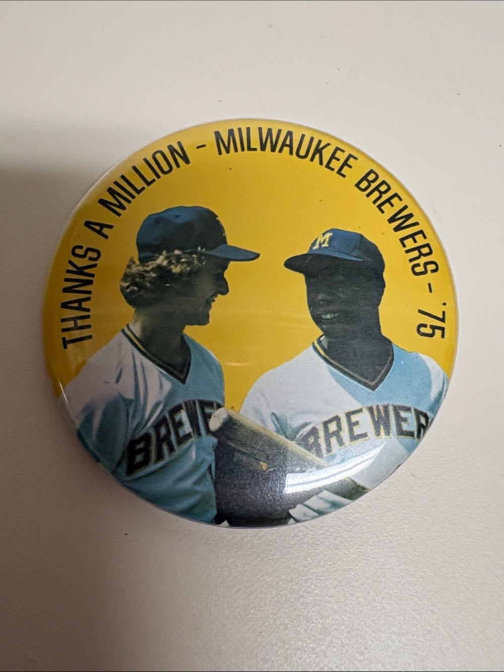 Hank Aaron and Robin Yount featured in Vintage Pinback Button